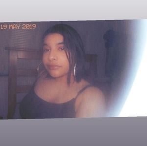 Meet your Posher, Reina